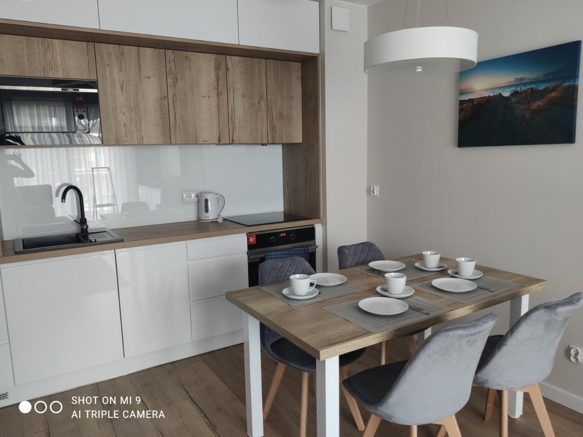Apartament Szafir W Budynku Basenowym Morska Klifowa Rewal Esterno foto