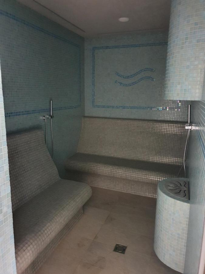 Apartament Szafir W Budynku Basenowym Morska Klifowa Rewal Esterno foto