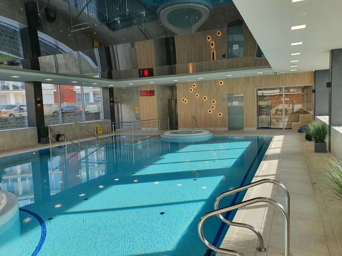 Apartament Szafir W Budynku Basenowym Morska Klifowa Rewal Esterno foto
