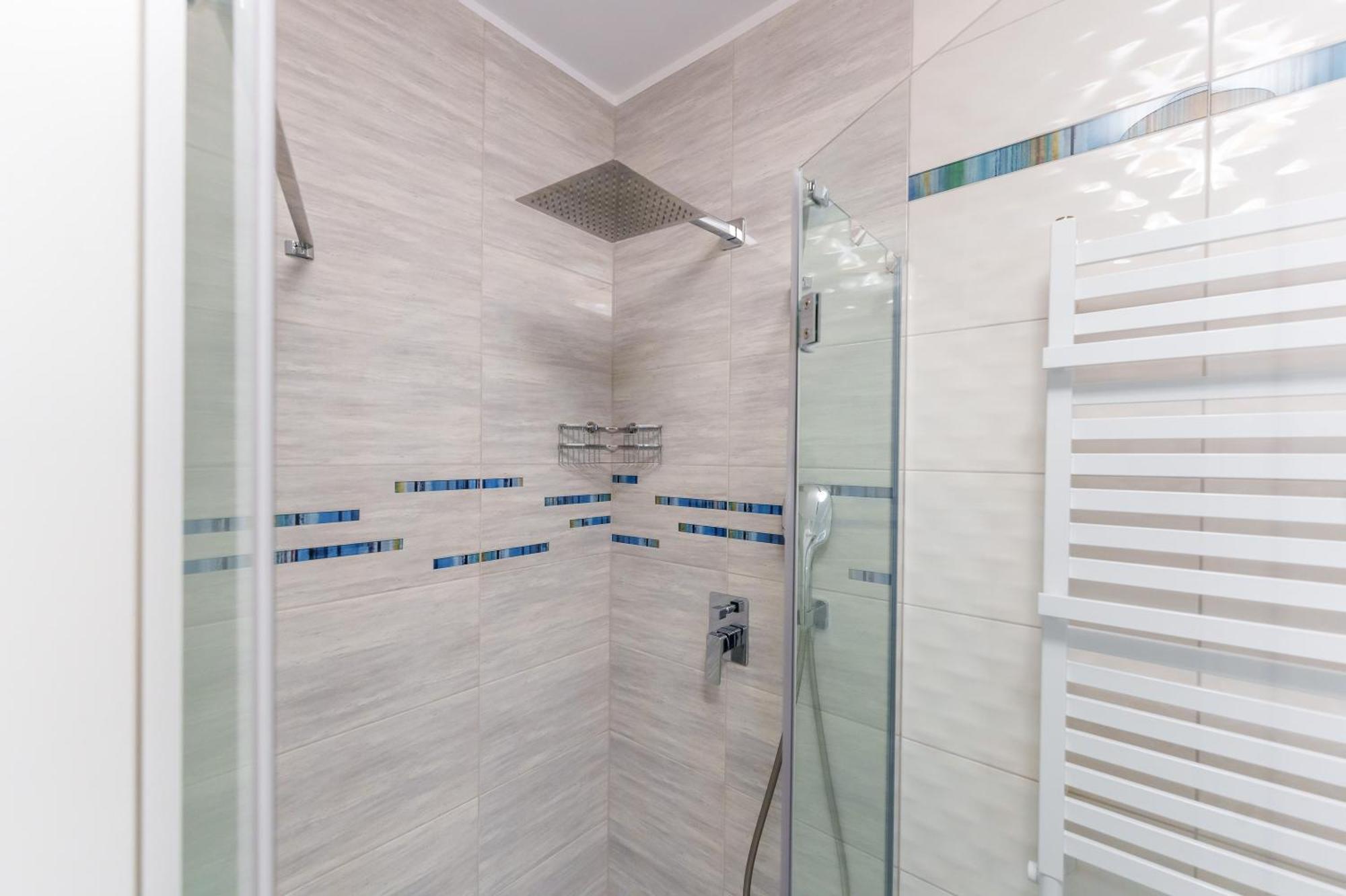 Apartament Szafir W Budynku Basenowym Morska Klifowa Rewal Esterno foto